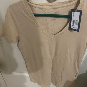 NWT Universal Thread Tan Slub V-Neck Short Sleeve Tee - Size XS